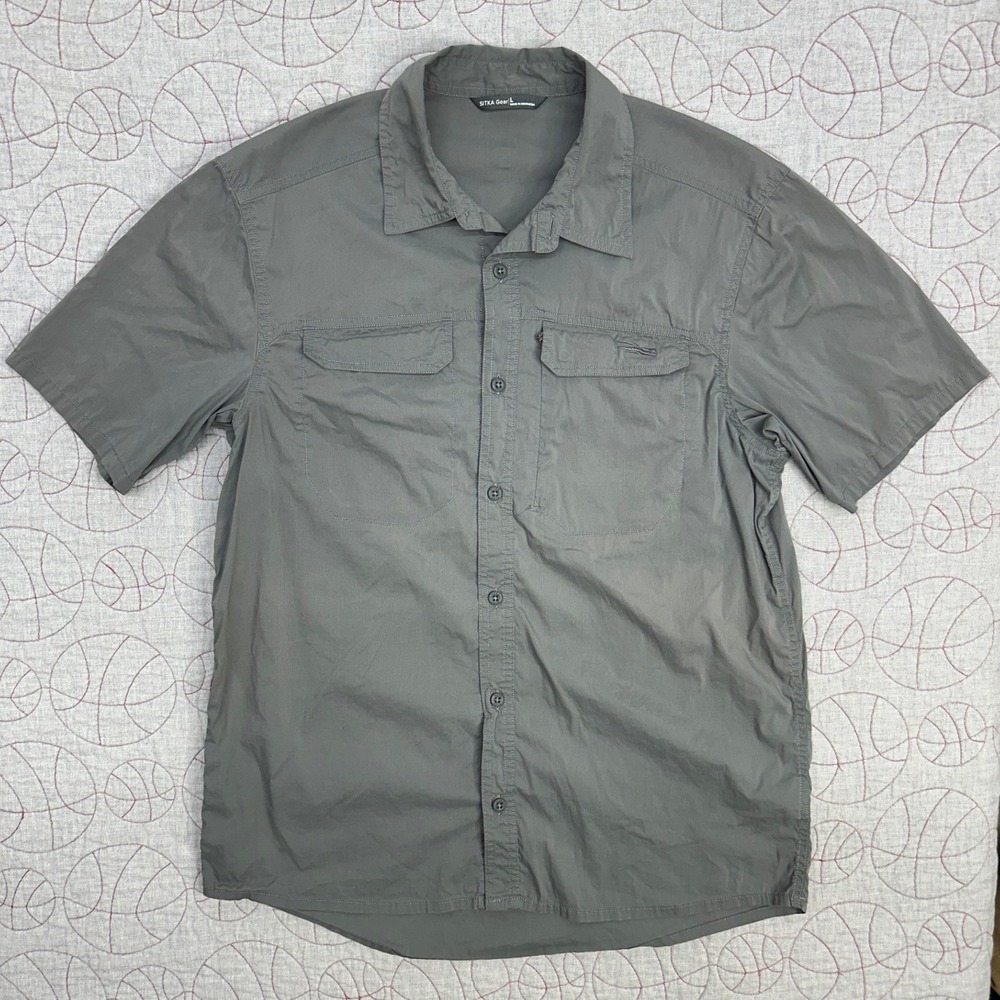 SITKA Gear Globetrotter Technical Button Down Gray Short Sleeve / Mens Large